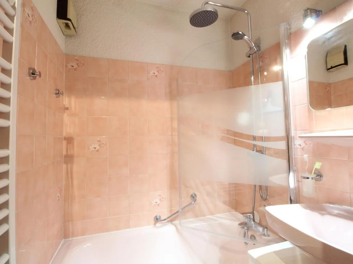 Apartment Appartement Renove 4 Pers Avec Balcon, Au Coeur De La Station, A 750M Des Pistes Et Proche Commerces - Fr-1-572-20 Araches-la-Frasse France