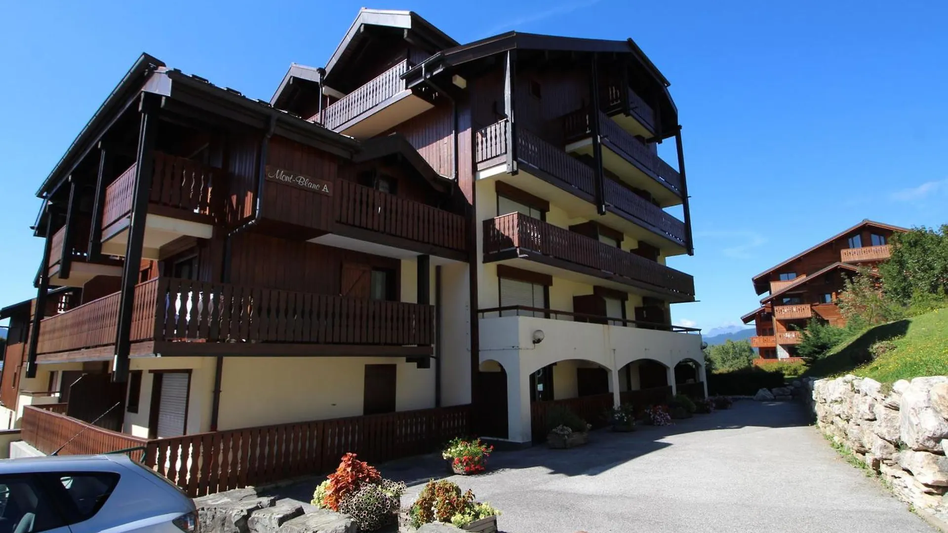 Apartment Appartement Renove 4 Pers Avec Balcon, Au Coeur De La Station, A 750M Des Pistes Et Proche Commerces - Fr-1-572-20 Araches-la-Frasse